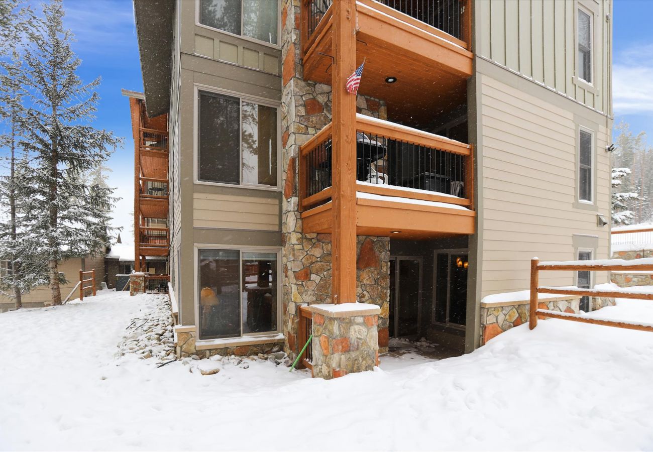 Condominium in Breckenridge - Skiwatch 109